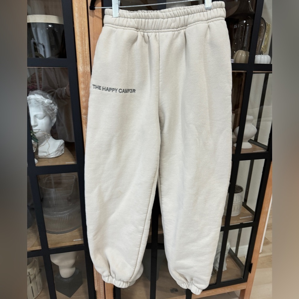 The Happy Camp3r cloud sweatpants beige embroidered soft joggers pockets fleece - Picture 8 of 8